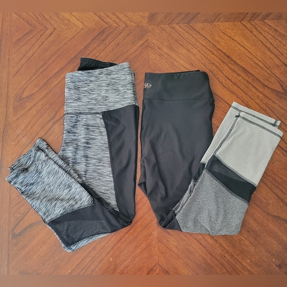 Leggings Bundle!🖤 Size small. - Picture 1 of 9